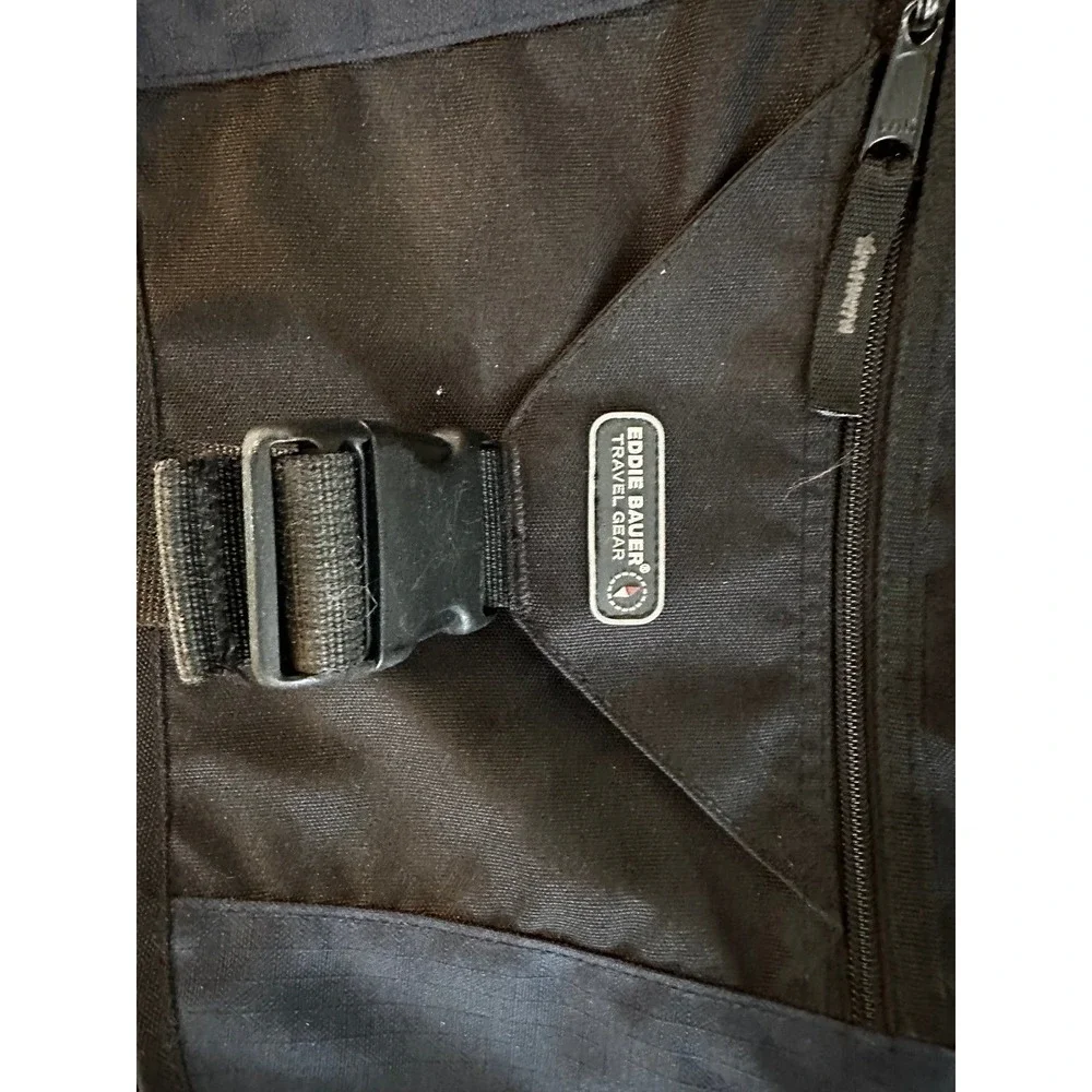 Eddie Bauer Messenger unisex men's women's bag